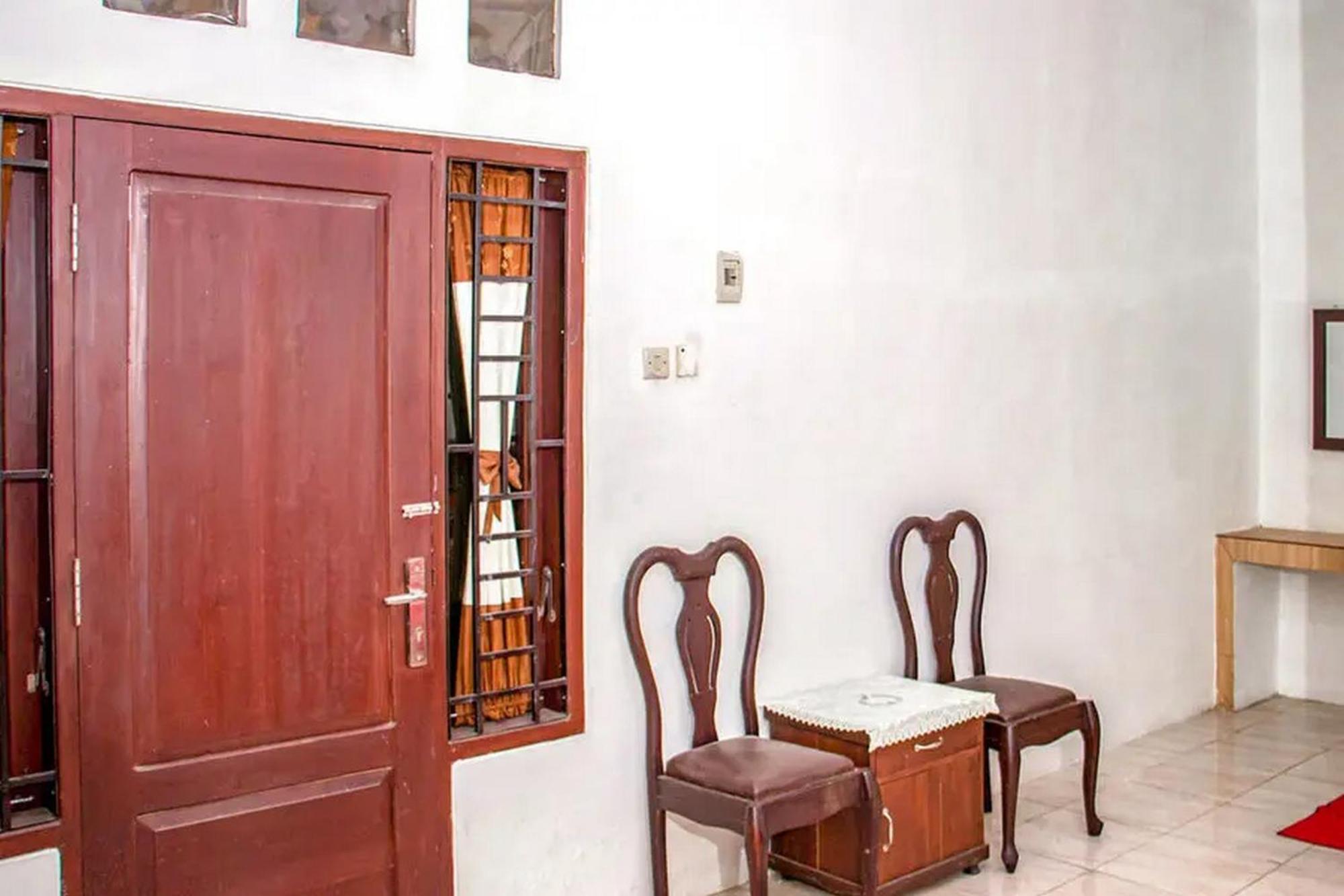 Samar Wulu Guest House Syariah Mitra Reddoorz Near Ketapang Ketapang  Zewnętrze zdjęcie