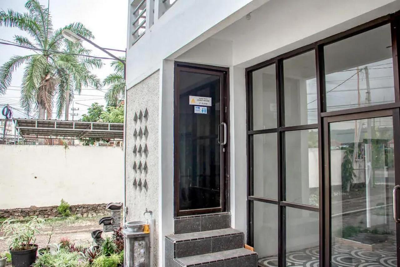 Samar Wulu Guest House Syariah Mitra Reddoorz Near Ketapang Ketapang  Zewnętrze zdjęcie